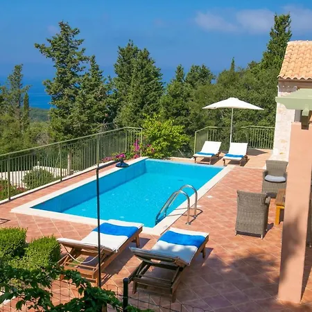 Sleeps 5 Pool Air Con Wifi Μάγγανος