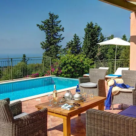 Sleeps 5 Pool Air Con Wifi * Μάγγανος