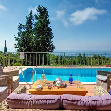 Sleeps 5 Pool Air Con Wifi Βίλα Μάγγανος